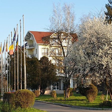 Hotel Everest Târgu-Mureş Eksteriør bilde