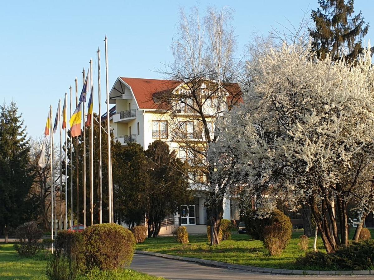 Hotel Everest Târgu-Mureş Eksteriør bilde